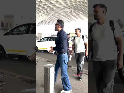 Suniel Shetty Spotted At Mumbai Airport #shorts