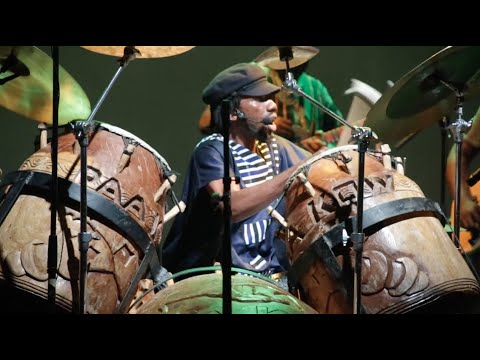 Paa Kow and his Afro-Fusion Orchestra - Uncle Leo