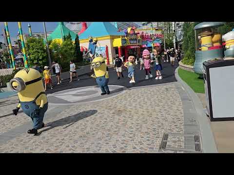 Universal Studios Singapore「Despicable Me Family Portrait」(2025/02/24/9:50)④