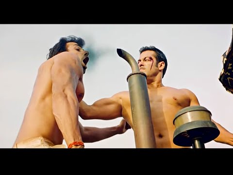 देखिये चुलबुल पांडे छेदी को कैसी ख़तरनाक मौत देते हैं - Dabangg Movie Scene