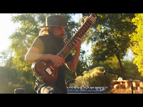 Evan Hatfield - Synths, Sitar & Sax (Live Looping) [Indian Fusion | Organic House | Folktronica]