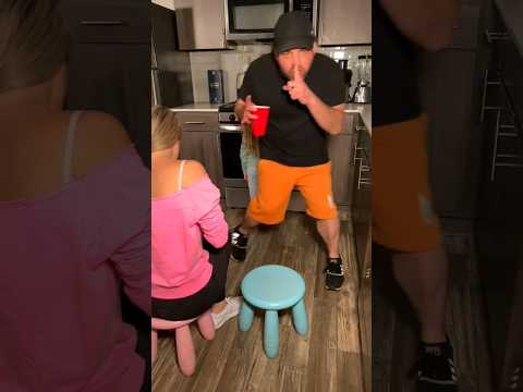 Water prank on Mom and Daughter 🤣