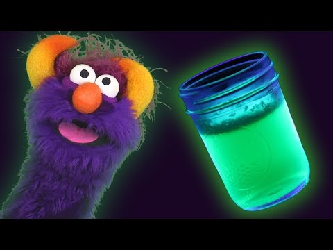 Glowing Jello || Halloween Science Experiments for Kids || Tonic Water Jello