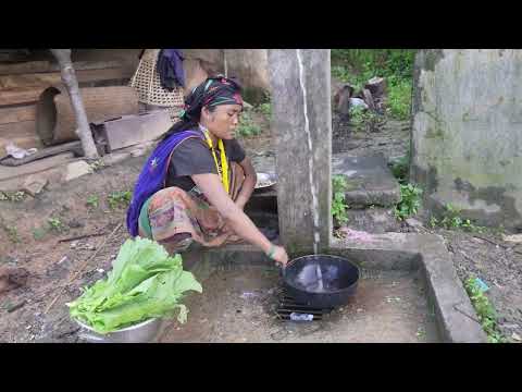 Nepali village || Cooking green beans and potatoes in the village