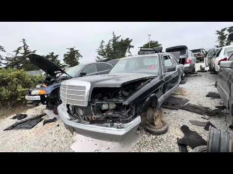 Mercedes-Benz W126 560SEL, C126 560SEC, & W124 at Junkyard