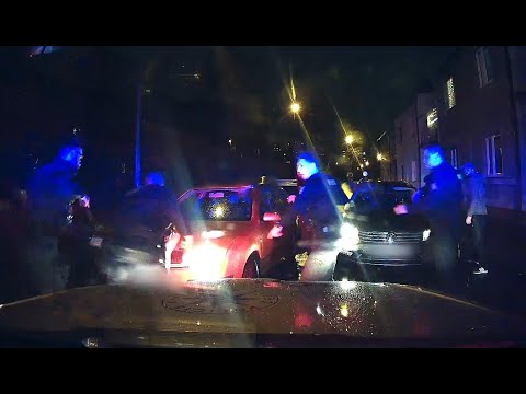 CESTOU DO PRÁCE SI POLICISTA VŠIML KRADENÉ ŠKODOVKY