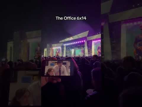 We love this! Sing x The Office live from Corona Capital ❤️