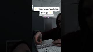 #taroteverydamnday #tarotreader #tarotcommunity