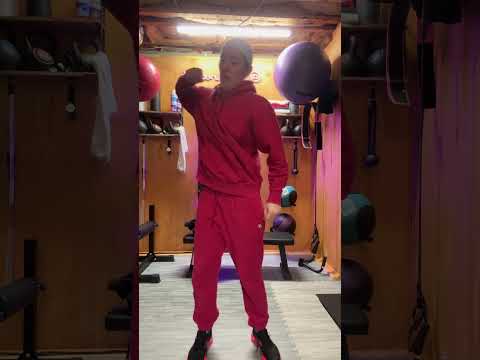 Cringy mid workout dance break