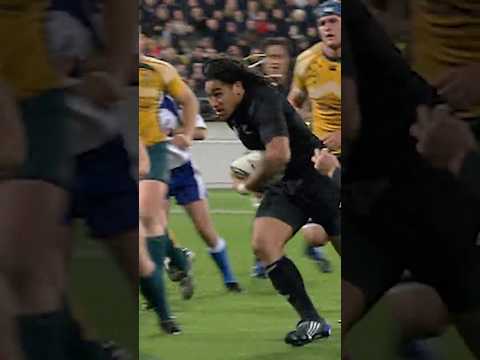 BEAST MODE 🤯 Ma'a Nonu THROWS OFF 4 defenders for an INSANE try! 💪😤