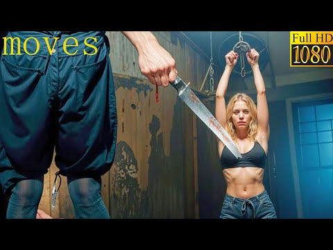 Fight Movie! After enduring torture in a cage, the female agent escapes and kills enemies madly.