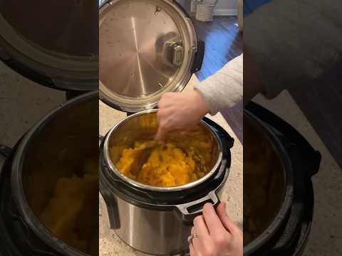 Mashed Sweet Potatoes in the InstantPot  #holidaymeals #bulkcooking #potluckrecipes #healthysidedish