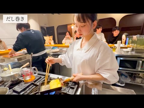 A 24-year-old female chef! She entertains many customers.