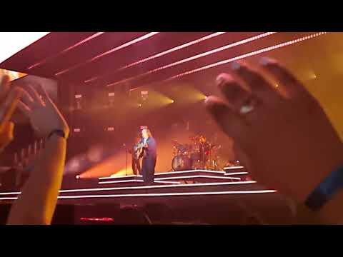 Lewis Capaldi - Before You Go (London)