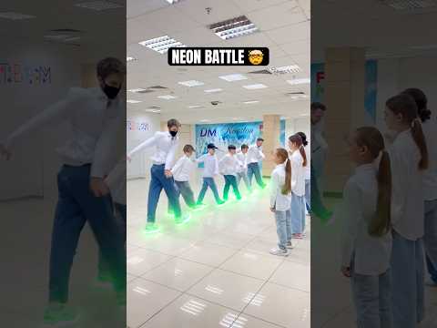 Шаффл Баттл 😎🔥 Who Best Dancers ? 🤔 NEON MODE 🤯