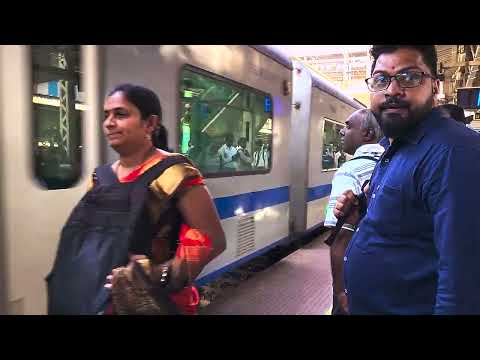 Mumbai Local Train busy Passengers.