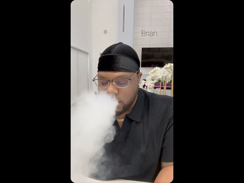 Kyrie catches Brian vaping