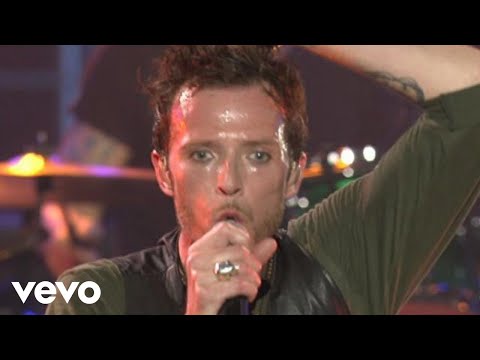 Velvet Revolver - Slither (Official Nissan Live Performance)