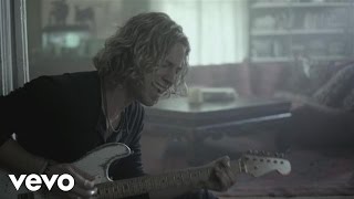 Casey James - Crying On A Suitcase