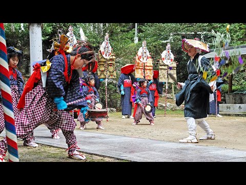 伝統の舞、5年ぶりに復活　女装の男児「百石踊り」　恵みの雨に感謝　三田・駒宇佐八幡神社