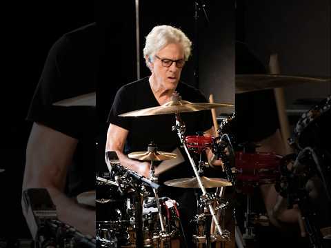 Stewart Copeland performs “Message In A Bottle” by The Police. 🆘 #drumeo