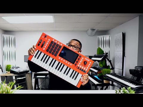 AKAI MPC Key 37 Chopping Samples Using iPhone, Cable Needed & MORE!!!