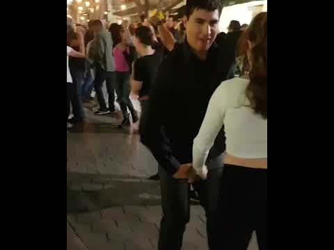 Beginner Dancing Salsa In Third Street And Promenade (Santa Monica, California)