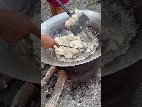 rice cake in the making #theychannel #food #buhayprobinsya #theychannel #ricecake #kakanin