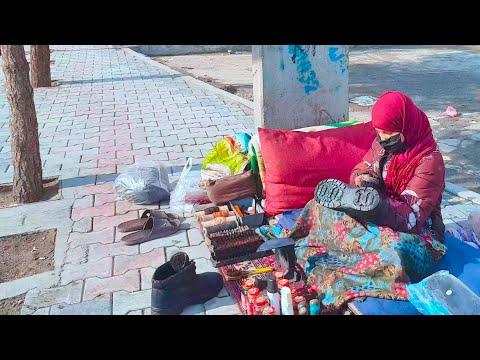 help to poor people کمک به نیازمندان