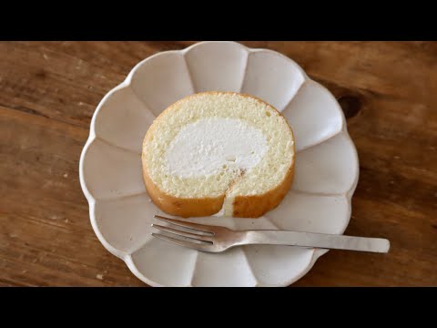 Swiss Roll Cake Recipe - Japanese Cooking 101