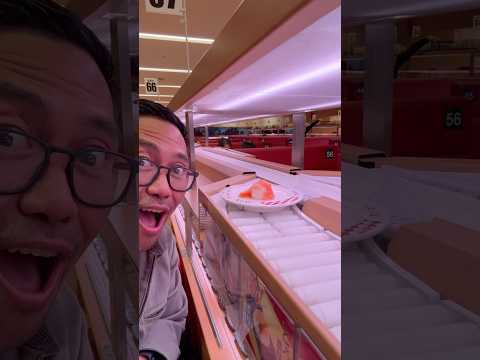 Revolving shushi in Osaka Japan! #japan #sushi