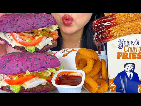 BURGER KING ADDAMS FAMILY WEDNESDAY WHOOPER MEAL FOOD REVIEW | EATING SOUNDS | MUKBANG | ASMR Phan