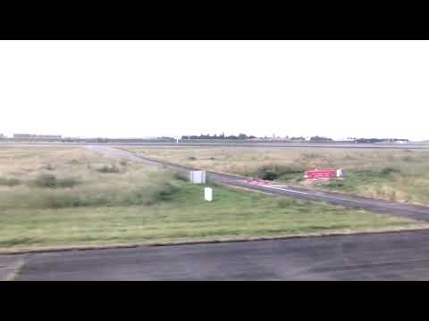 EasyJet Airbus A320 Landing At Paris CDG