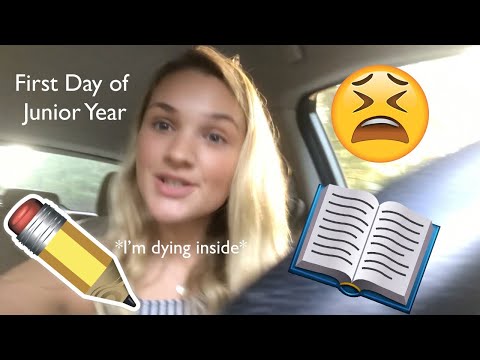 FIRST DAY OF SCHOOL VLOG *JUNIOR YEAR* | EMILY TRESSA |