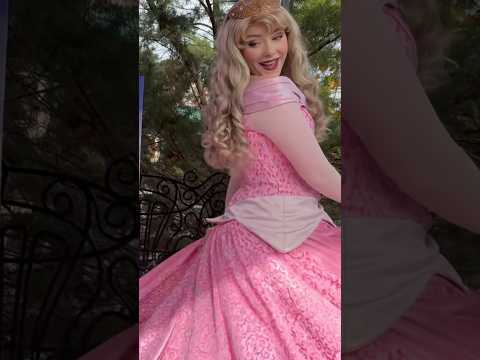 Princess Twirls with Aurora #princessaurora #disneyprincess #epcot