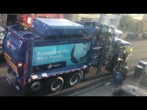 2022 PETERBILT 520 MCNEILUS ZR27 #2433 - YARD WASTE