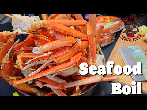 How to Make the BEST Seafood Boil at Home (Shrimp & Crab!)