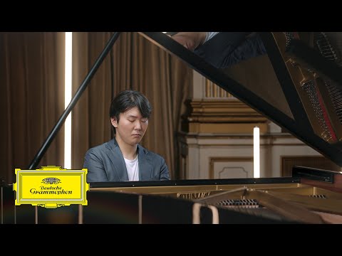 Seong-Jin Cho - Ravel: Le tombeau de Couperin, M. 68: 1. Prelude