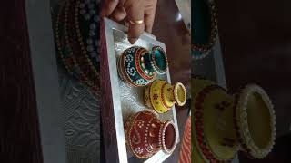 Plastic Multicolored Pot Decoration using colorful stones and pearls... #creative #potpainting #diy