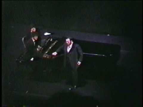 Mrs. Richard Tucker, Pavarotti, Horne, Zeani (private video)