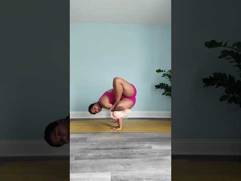 Arm balance yoga #yoga #armbalance