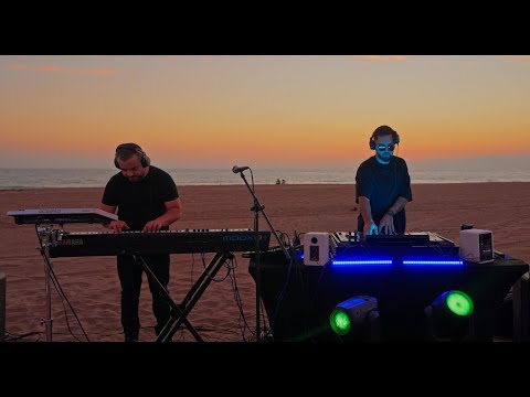 Sunset Afro House DJ set by Melik featuring live Piano, Percussion, and Duduk by Armen Kostandian