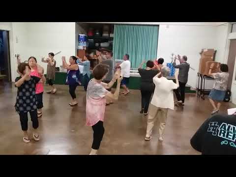 Bon Dance in Hawaii "Sukkiri ondo" ハワイで盆ダンス「スッキリ音頭」