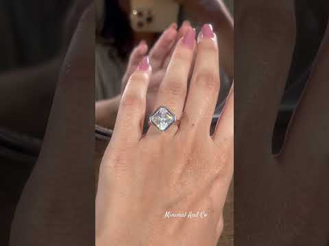 Radiant cut engagement ring