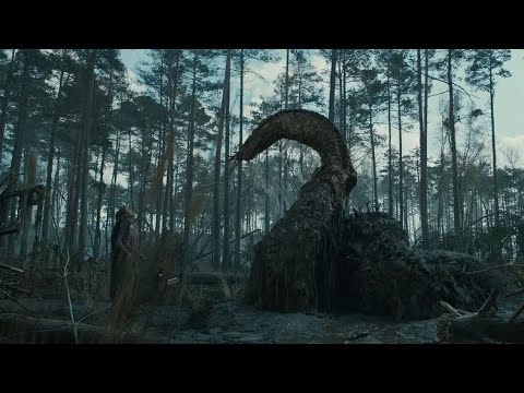 Rings Of Power (2024) ~ Arondir & Isildur Eaten By A Giant Worm Centipede Tolkien’s Nameless Things