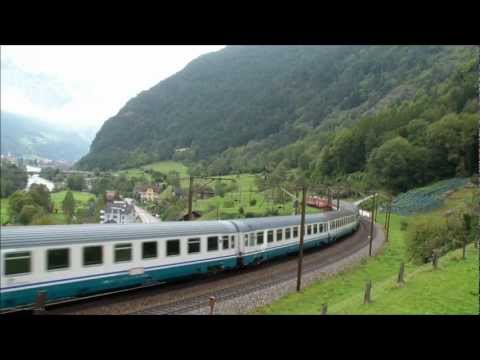 Bahnverkehr in Erstfeld und Wassen am 29.09.2012 "Von Ae 8/14 bis Taurus"