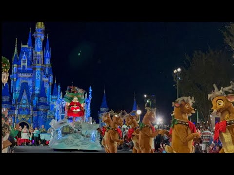 Mickey’s Once Upon A Christmastime Parade is Our Favorite!