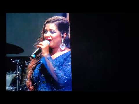 Sun Raha Hain Na Tu - Aashiqui 2 - Shreya Ghoshal Live in Dubai