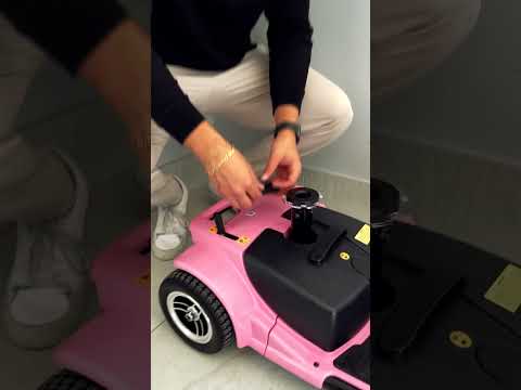 How to properly load the battery onto your mobility scooter🔋#howto #mobilityscooter