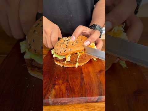 KFC Zinger Burger Recipe 🍔 | #shorts #reupload  #celebratewithshorts